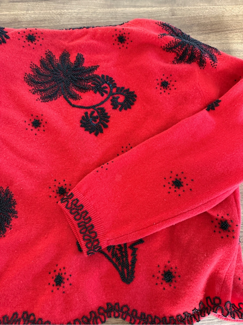 Vintage Beaded cardigan sweater from Hong Kong - Picture 4 of 13